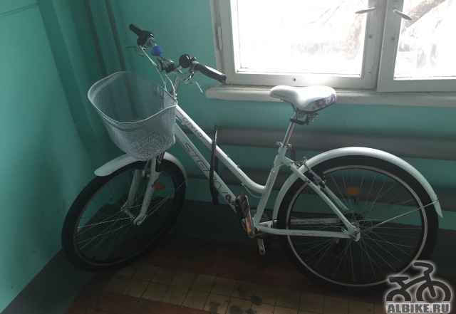Женский велосипед Stern Сити 1.0 26" 7-скор. белый