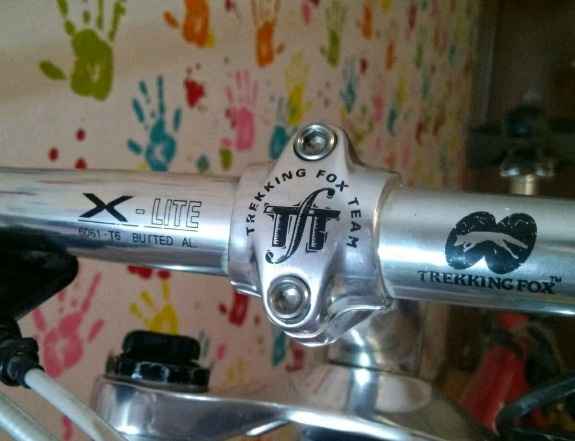 Trek fox. Велосипед Кинг Фокс. Fox велосипедная фирма. Trekking Fox Bike. 6061-Т6 надписи на раме велосипеда.