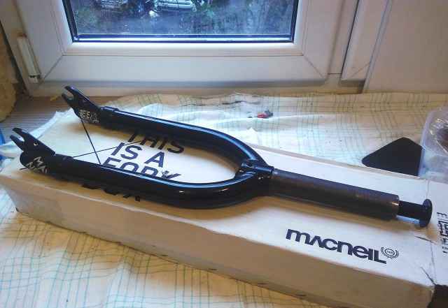 Вилка для BMX Macneil Блейзер
