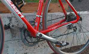 Шоссейный велосипед Raleigh Airlite 200