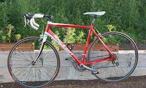 Шоссейный велосипед Raleigh Airlite 200
