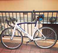 Продам велосипед Fuji Трак,Трек 1.0 fixed Гир