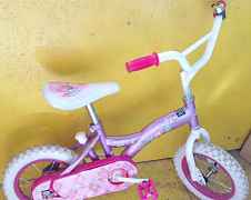 Велосипед для девочки с ручкой 12" 2-6л