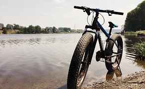 Велосипед для активного отдыха (фетбайк )