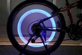 Велосипедный фонарь на нипель