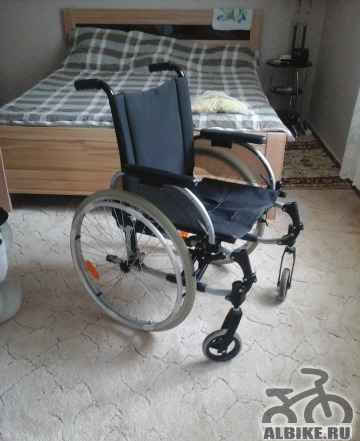 Инвалидная коляска и биотуалет - Фото #1