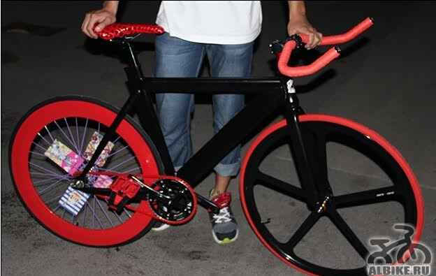 Современный велосипед Роад cycle