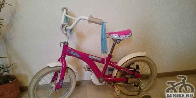 Велосипед детский для девочки Schwinn Lil Stardust