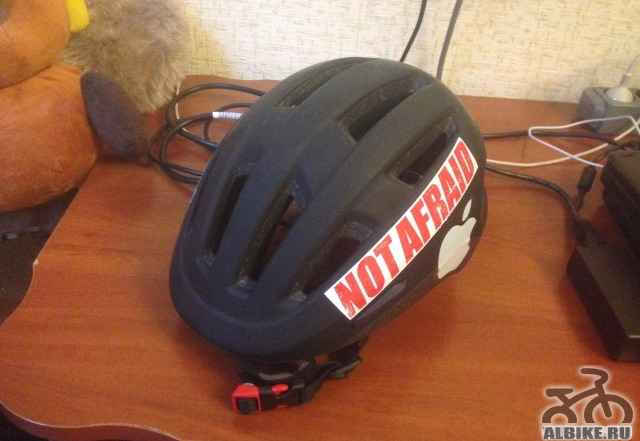 Продам шлем велосипедный btwin размер 53-58 см