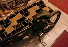 BMX Haro (надо менять втулку заднего колеса)