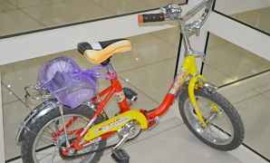 Детский велосипед 2-х колесный + 2 колеса