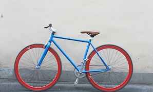 Стильный необычный городской велосипед (фикс)