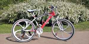 Продам велосипед БМВ красно-белый на литых дисках