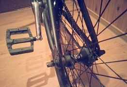 Велосипед BMX фирмы Radio. Торг