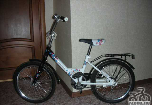 Детский велосипед с багажником