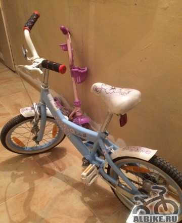 Велосипед для девочки 4-6 лет