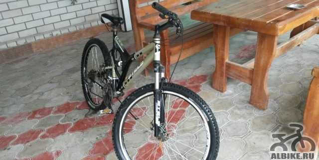 Горный двухподвесный велосипед стелс челленджер