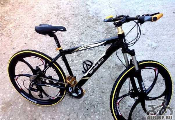 Велосипед Мерседес-Бенс S300 черный