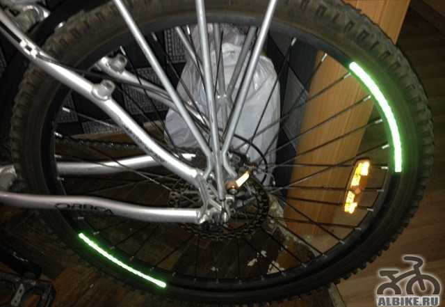Велоакссесуары свет и подсветка замки и многое др - Фото #1
