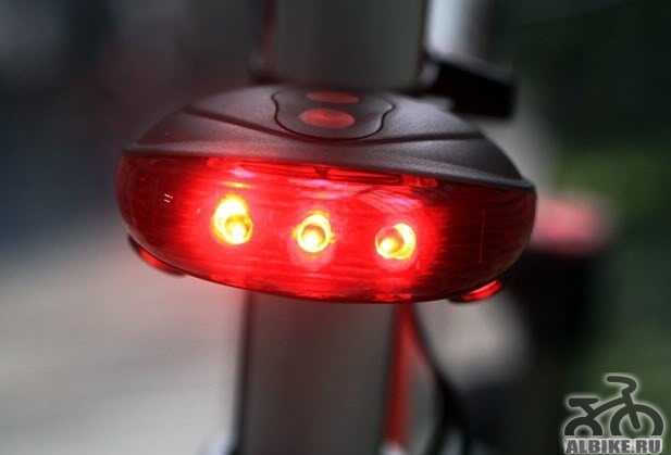 Задний фонарь на велосипед - Фото #1