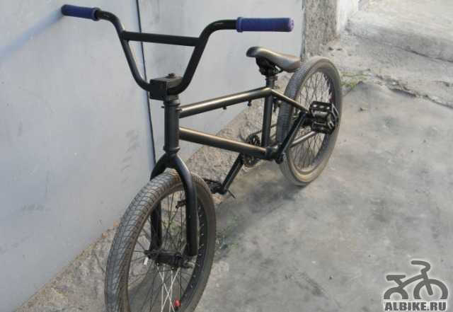 Продаю велосипед - BMX. С новыми запчастями - Фото #1