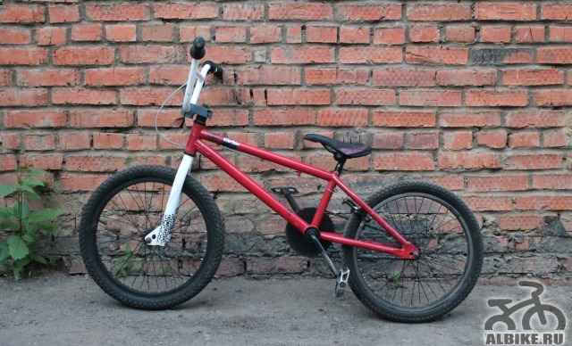 BMX велосипед Eastern Lowdown