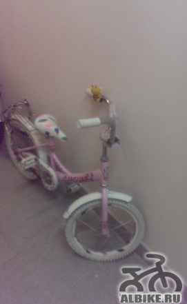 Прекрасный велосипед для девочки