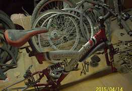 Продам велосипед, и много запасных частей к нему.)