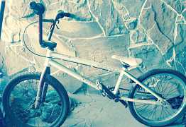 BMX We The People White