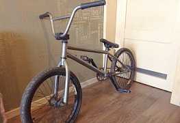 Велосипед BMX DC (для новичков)