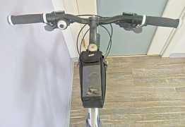 Сумочка велосипедная с держателем под телефон или