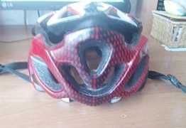 Регулируемый вело-шлем