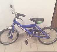 Велосипед детский на 4-5лет