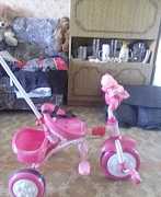 Детский трехколесный велосипед (розовый)