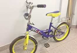 Детский велосипед 4-7 лет. колеса 16 дюймов